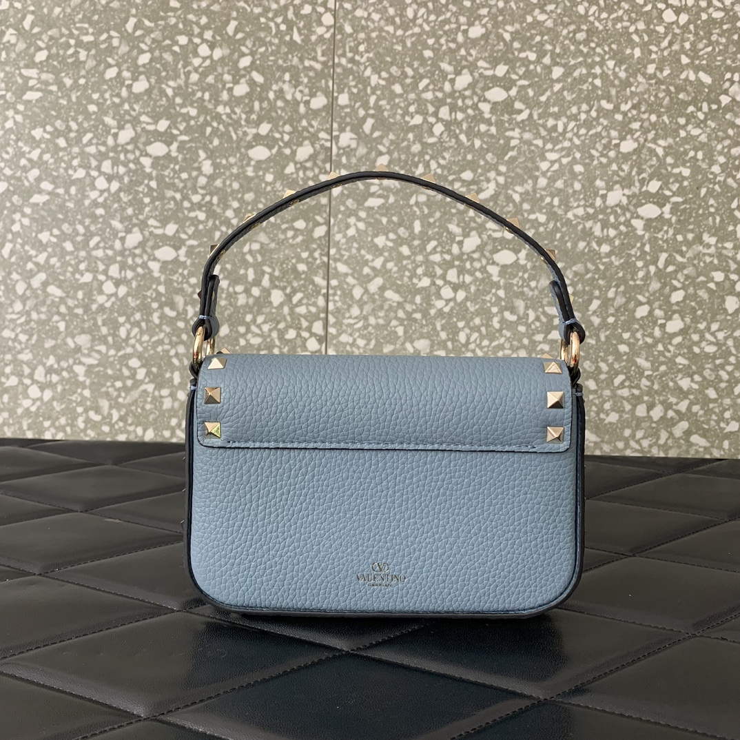 Valentino Garavani Rockstud Small Shoulder Bag in Niagara Grainy Calfskin